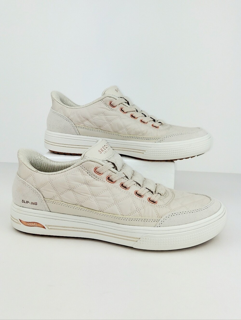 Skechers Slip-Ins Arch Fit Arcade Sneakers Off-White 7.5 - Picture 12 of 14